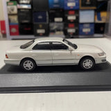 [First] 1:43 Toyota 1991 Windom VCV10 White Model Car Die-Cast