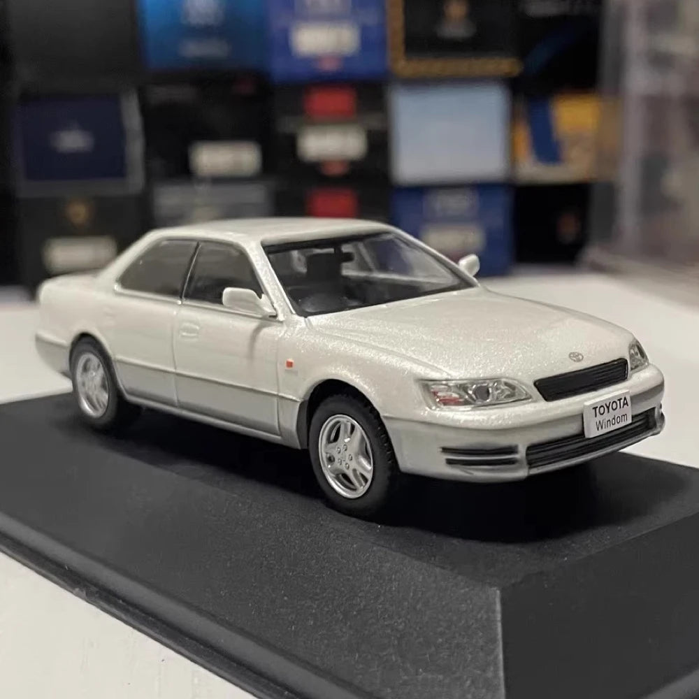 [First] 1:43 Toyota 1991 Windom VCV10 White Model Car Die-Cast