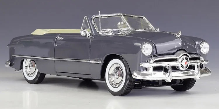 1:18 Ford 1949 Convertible Die Cast Model Car