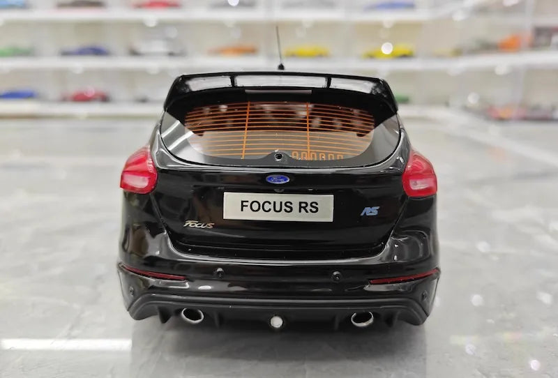 1:18 Ford 2015 Focus RS Die Cast Model Car