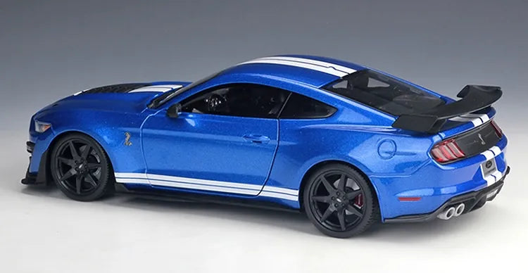 1:18 Ford 2020 Shelby GT500 Die Cast Model Car