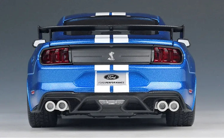 1:18 Ford 2020 Shelby GT500 Die Cast Model Car