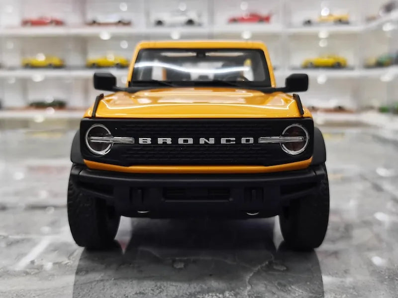 1:18 Ford 2021 Bronco Die Cast Model Car