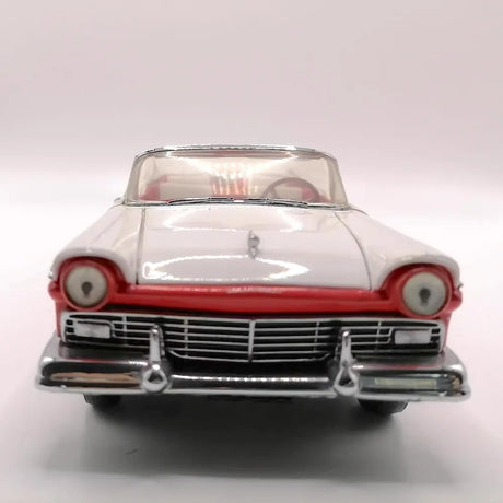 [Franklin] 1:24 Ford 1957 Fairlane 500 Skyliner Model Car Die-Cast