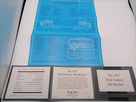 [Franklin] 1:24 Ford 1957 Fairlane 500 Skyliner Model Car Die-Cast