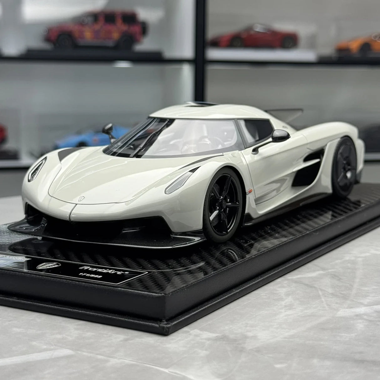فرونتي آرت Koenigsegg 2020 Jesko أتاك باتل جراي 1:18 – نموذج راتنج قابل للجمع