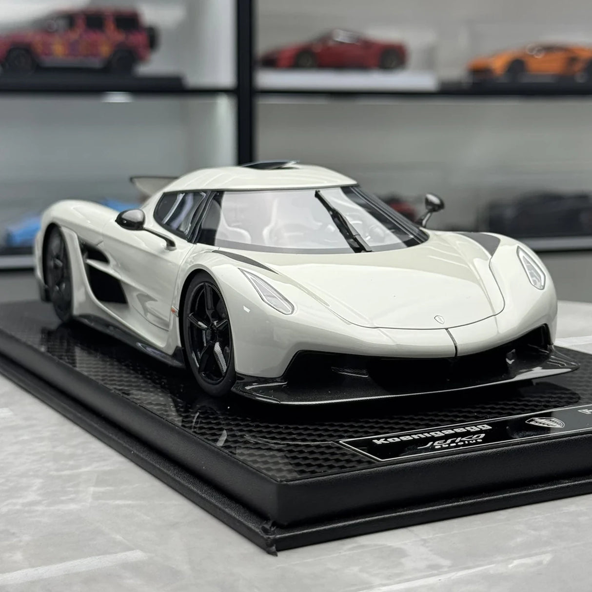 فرونتي آرت Koenigsegg 2020 Jesko أتاك باتل جراي 1:18 – نموذج راتنج قابل للجمع