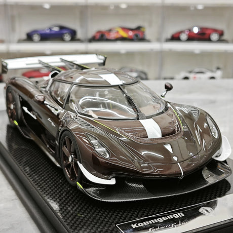 FrontiArt Koenigsegg 2025 Sadair's Spear Brown Carbon 1:18 – Collectible Resin Model Resin