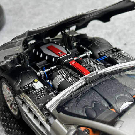 FrontiArt Mercedes-Benz 2003 SLR McLaren Silver 1:18 – Résine de modèle en résine de collection