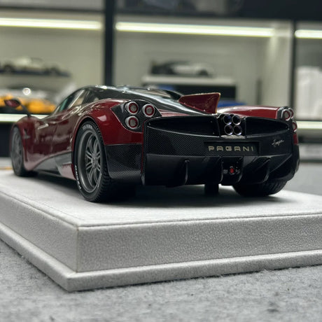 FuelMe Pagani 2016 Huayra ديناستيا باكسيا ريد 1:18 – نموذج راتنج قابل للجمع
