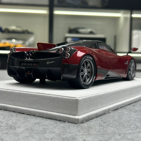 FuelMe Pagani 2016 Huayra ديناستيا باكسيا ريد 1:18 – نموذج راتنج قابل للجمع