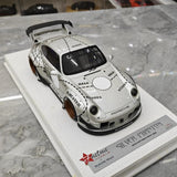 [FuelMe] 1:18 Porsche 1994 911 Carrera 993 RWB Silver Model Car Resin