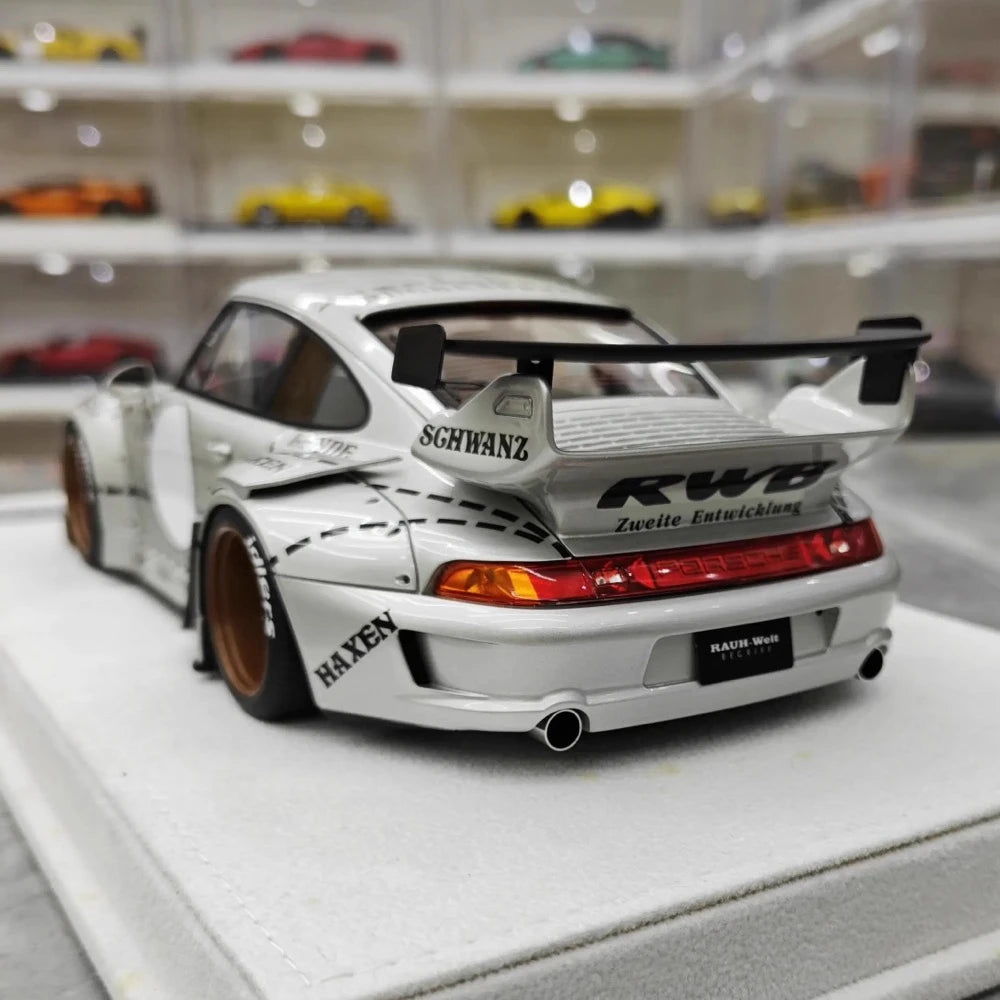 [FuelMe] 1:18 Porsche 1994 911 Carrera 993 RWB Silver Model Car Resin