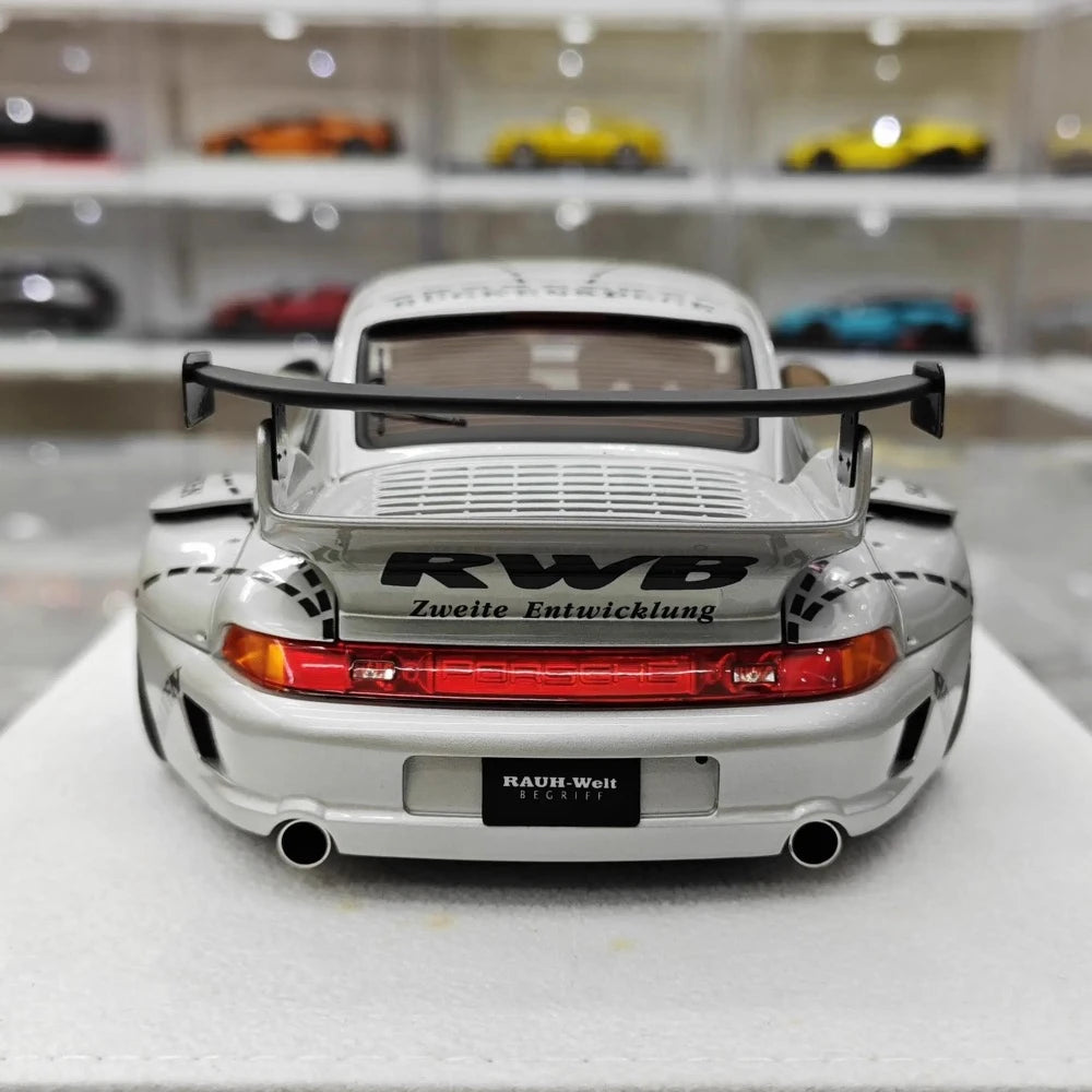 [FuelMe] 1:18 Porsche 1994 911 Carrera 993 RWB Silver Model Car Resin