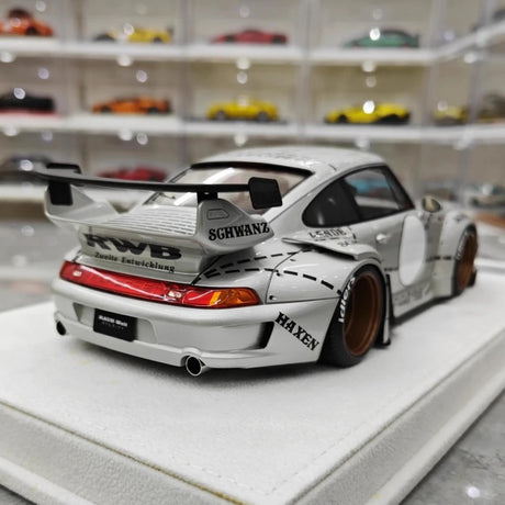 [FuelMe] 1:18 Porsche 1994 911 Carrera 993 RWB Silver Model Car Resin