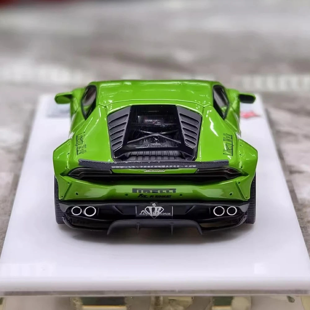 [FuelMe] 1:43 Lamborghini 2015 Huracan LP610-4 Liberty Walk Green Model Car Resin