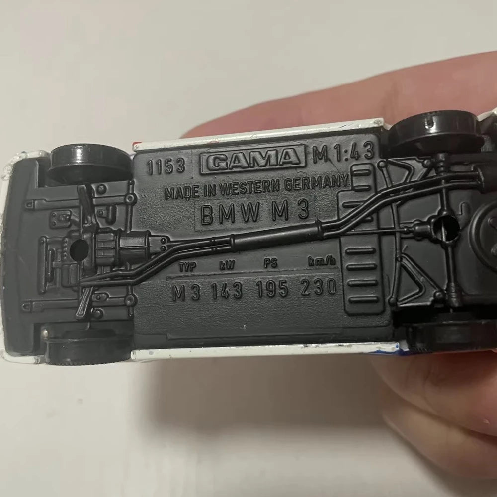 [GAMA] 1:43 BMW 1992 E30 M3 DTM Warsteiner #12 Model Car Die-Cast