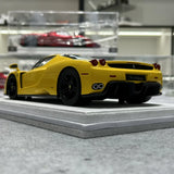 GAVIN Ferrari 2002 Enzo Yellow 1:18 – Resina da collezione per modelli in resina