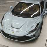 GH Ferrari 2019 F8 Tributo Ice Blue 1:18 – samlarobjekt resinmodellresin