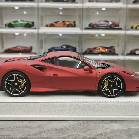 GH Ferrari 2019 F8 Tributo Matte Red 1:18 – Sammelobjekt-Resin-Modellharz
