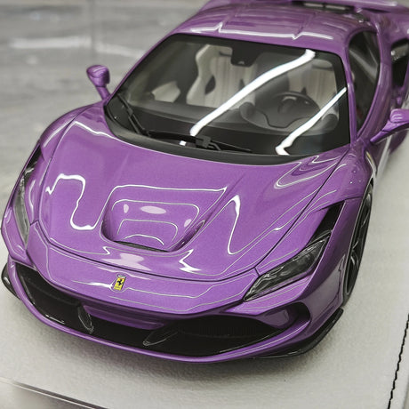 GH Ferrari 2019 F8 Tributo Purple 1:18 – Samlarresin-modellresin