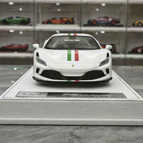 GH Ferrari 2019 F8 Tributo White 1:18 – Samlarresin Resin Modellresin