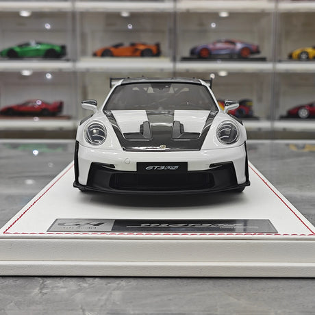 GH Modelo Porsche 2026 911 9920,2 GT3 RS Cinzento 1:18 – Resina Modelo de Resina Colecionável