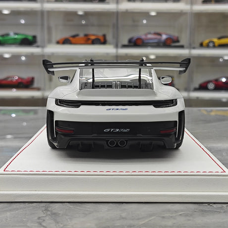 GH Modelo Porsche 2026 911 9920,2 GT3 RS Cinzento 1:18 – Resina Modelo de Resina Colecionável