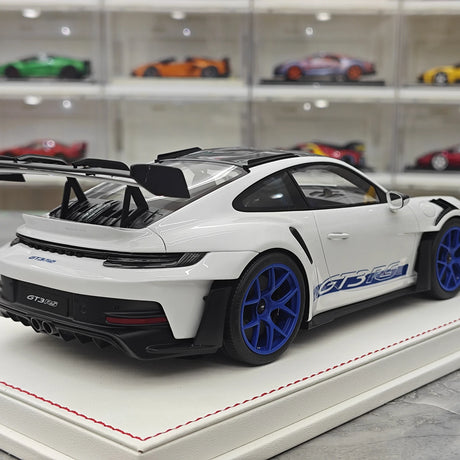 GH Modelo Porsche 2026 911 9920,2 GT3 RS Cinzento 1:18 – Resina Modelo de Resina Colecionável