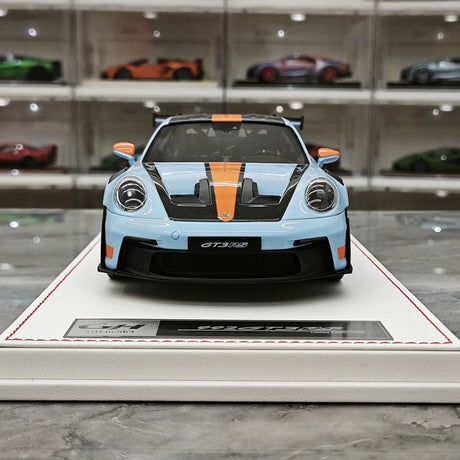 GH Modelo Porsche 2026 911 9920,2 GT3 RS Gulf 1:18 – Resina Modelo de Resina de Coleção