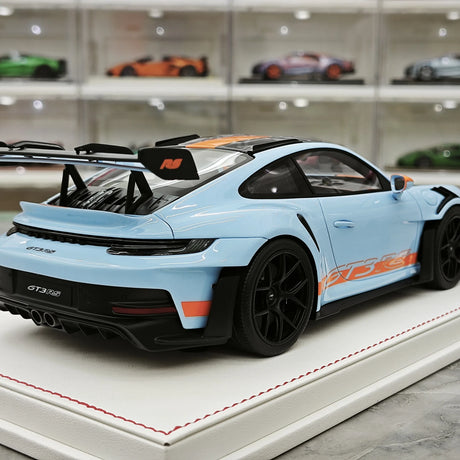GH Modelo Porsche 2026 911 9920,2 GT3 RS Gulf 1:18 – Resina Modelo de Resina de Coleção