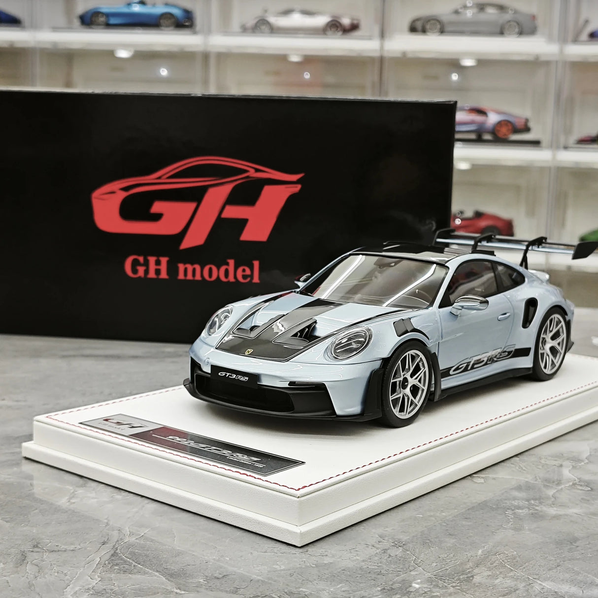 GH Modelo Porsche 2026 911 9920,2 GT3 RS Ice Blue 1:18 – Resina de Modelo de Resina de Coleção