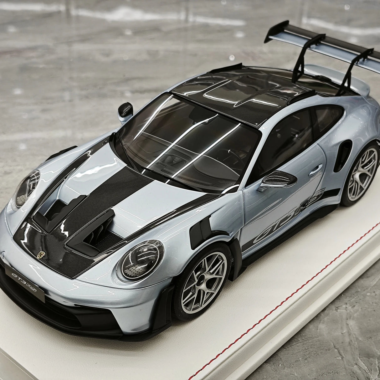GH Modelo Porsche 2026 911 9920,2 GT3 RS Ice Blue 1:18 – Resina de Modelo de Resina de Coleção