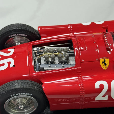 Ferrari 1956 D50 #26 modello collezionabile in resina 1:18 di GP Replicas - vedi 9