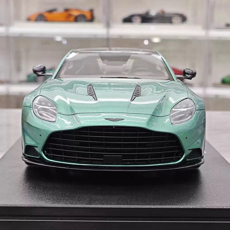 [GT Spirit] 1:18 Aston Martin 2023 Vanquish Blue Model Car Resin