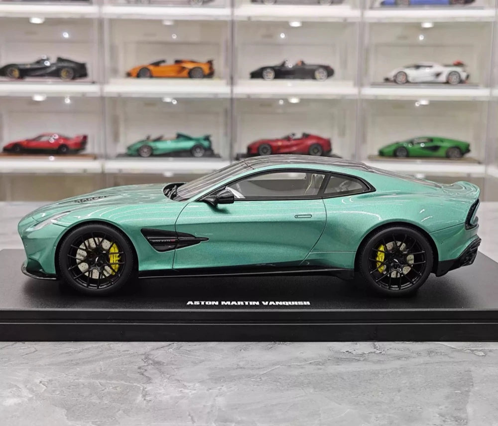 [GT Spirit] 1:18 Aston Martin 2023 Vanquish Blue Model Car Resin