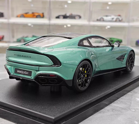 [GT Spirit] 1:18 Aston Martin 2023 Vanquish Blue Model Car Resin