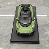 GT Spirit Aston Martin 2025 Valhalla Green 1:18 – Resina modello in resina collezionabile
