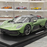GT Spirit Aston Martin 2025 Valhalla Green 1:18 – Resina modello in resina collezionabile