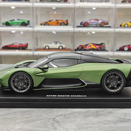 GT Spirit Aston Martin 2025 Valhalla Green 1:18 – Resina modello in resina collezionabile