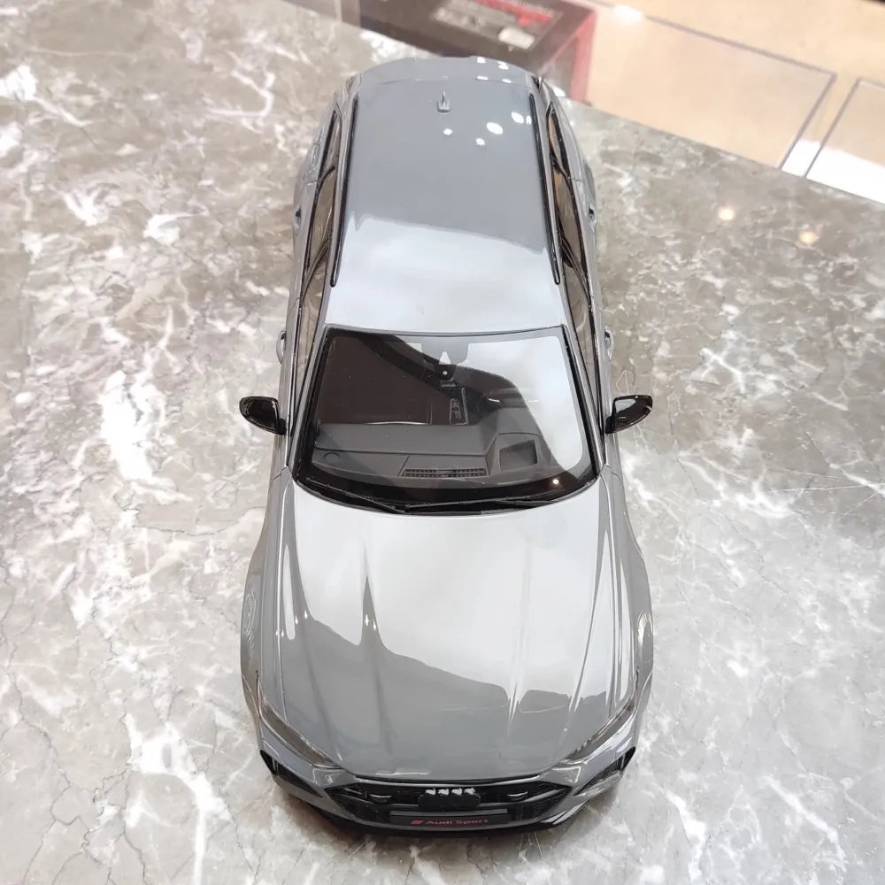 [GT Spirit] 1:18 Audi 2020 RS6 Avant C8 Gray Model Car Resin