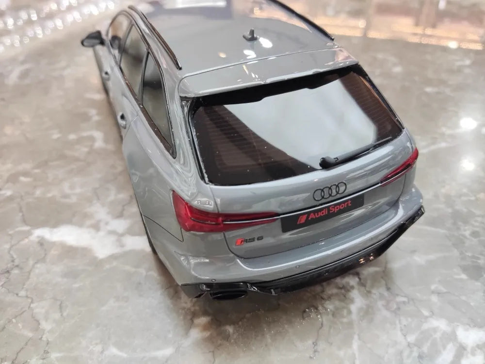 [GT Spirit] 1:18 Audi 2020 RS6 Avant C8 Gray Model Car Resin