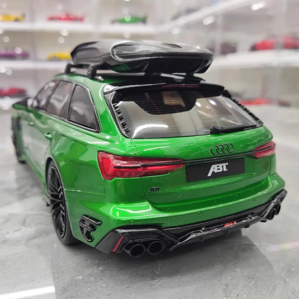 [GT Spirit] 1:18 Audi 2021 RS6 Navarra C8 ABT verde modellino di auto resina