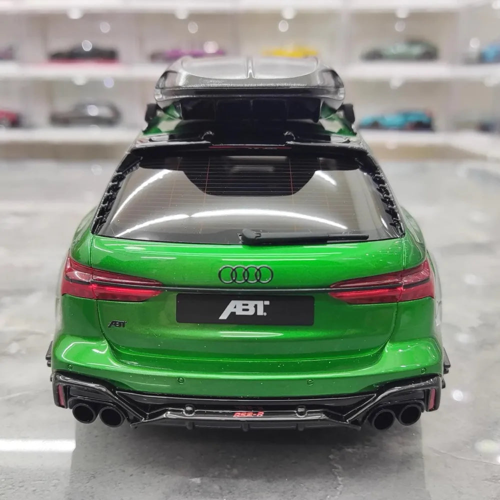 [GT Spirit] 1:18 Audi 2021 RS6 Navarra C8 ABT verde modellino di auto resina