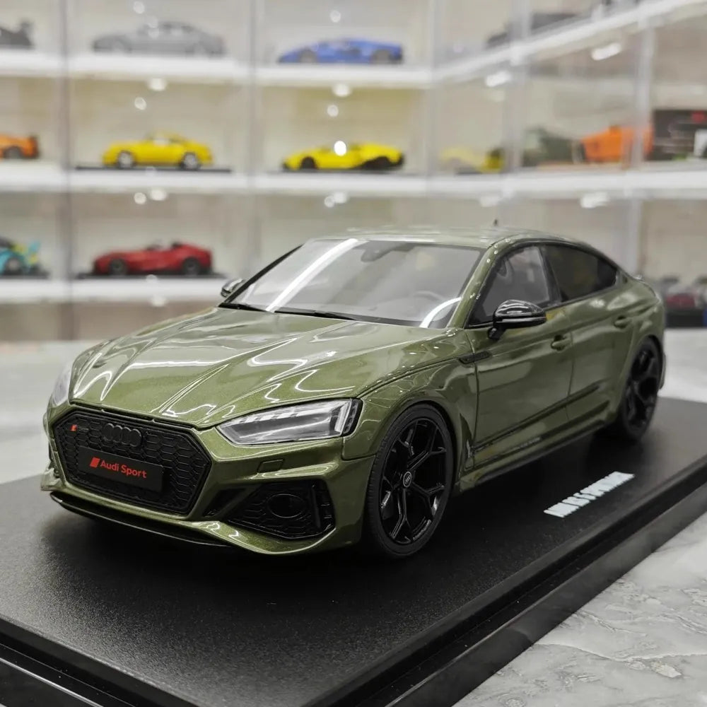 [GT Spirit] 1:18 Audi 2023 RS5 Sportback Green Model Car Resin