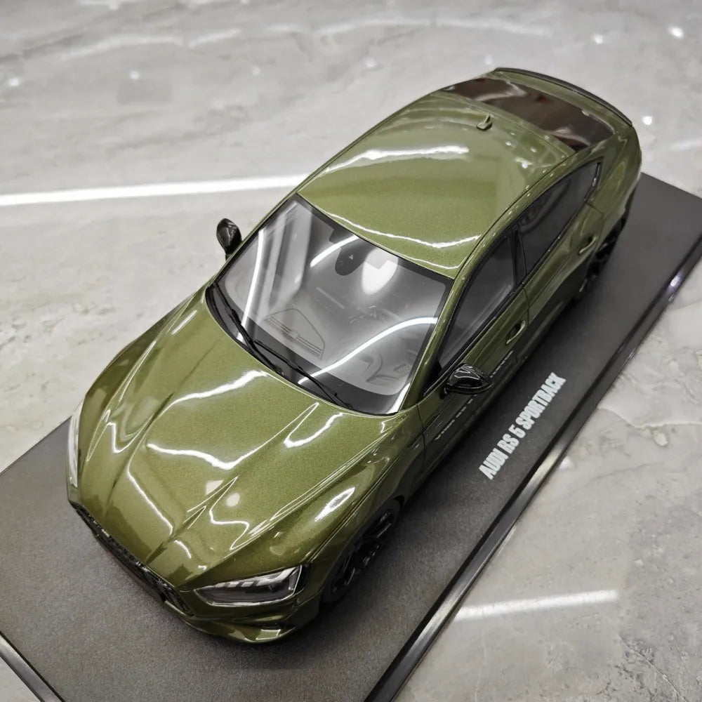 [GT Spirit] 1:18 Audi 2023 RS5 Sportback Green Model Car Resin