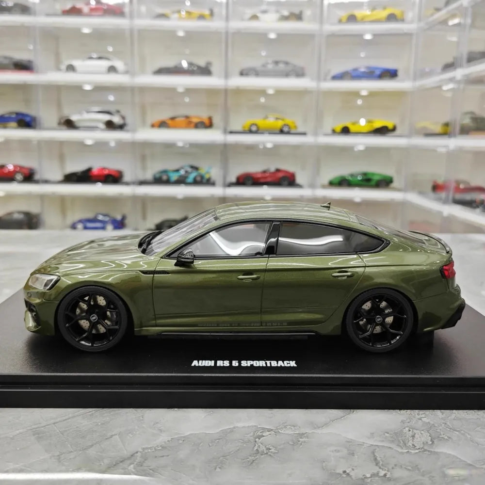 [GT Spirit] 1:18 Audi 2023 RS5 Sportback Green Model Car Resin