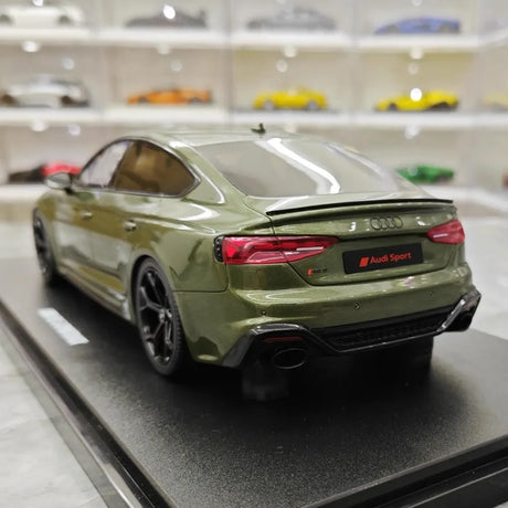 [GT Spirit] 1:18 Audi 2023 RS5 Sportback Green Model Car Resin