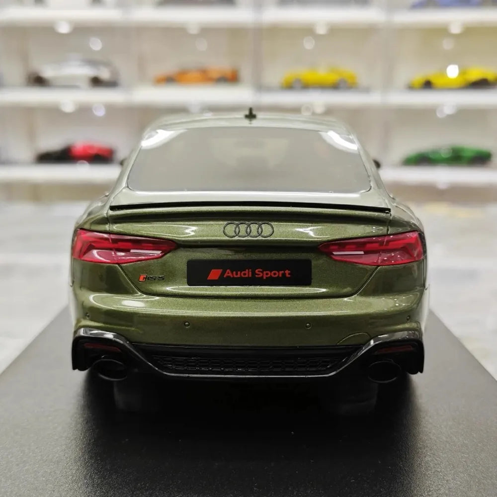 [GT Spirit] 1:18 Audi 2023 RS5 Sportback Green Model Car Resin