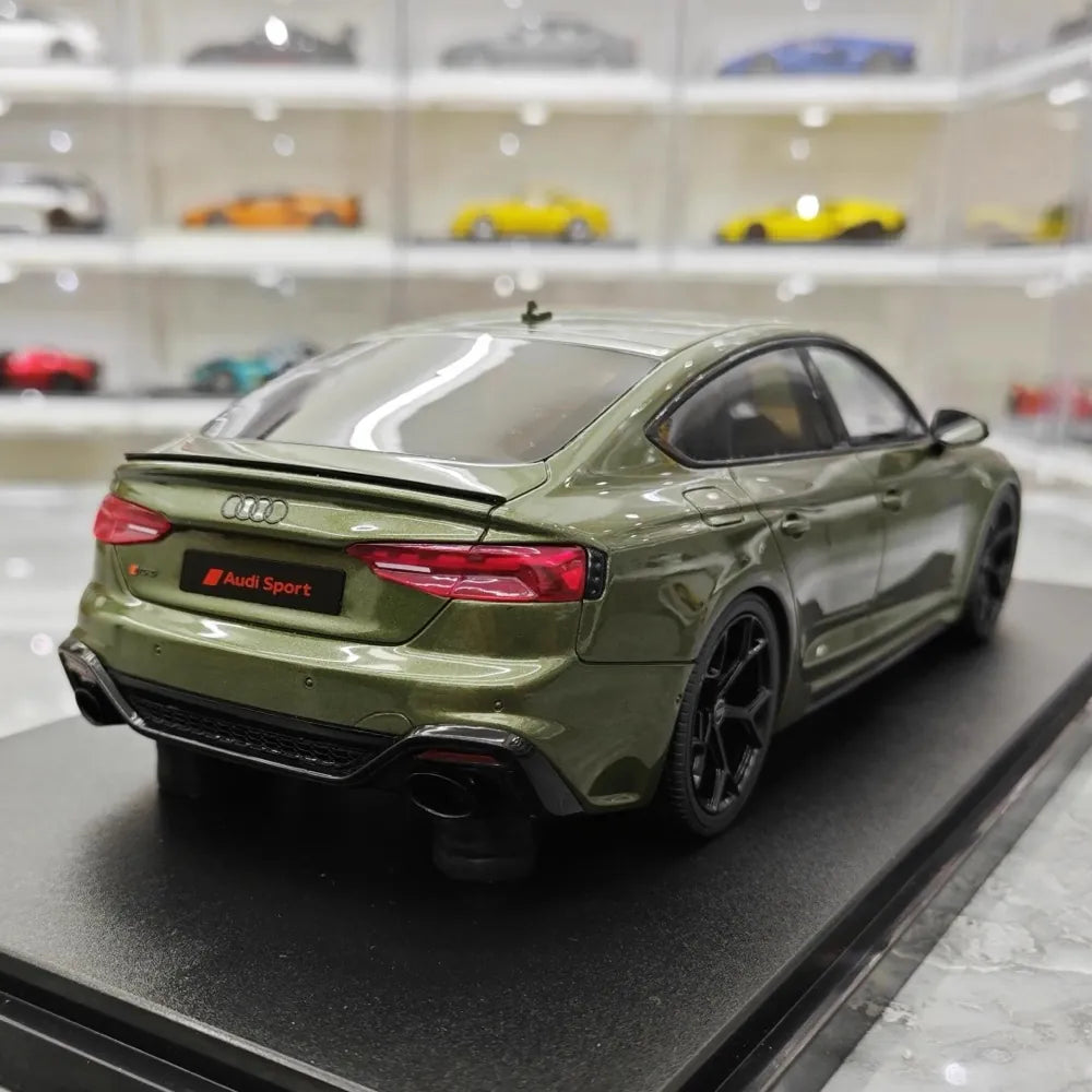 [GT Spirit] 1:18 Audi 2023 RS5 Sportback Green Model Car Resin